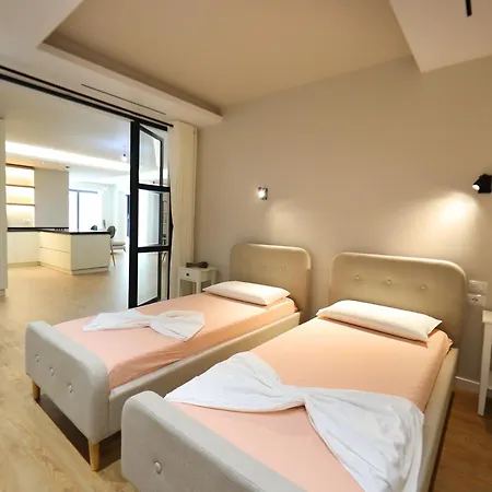 Apartament Amantia *