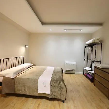 Amantia Apartamento Vlorë